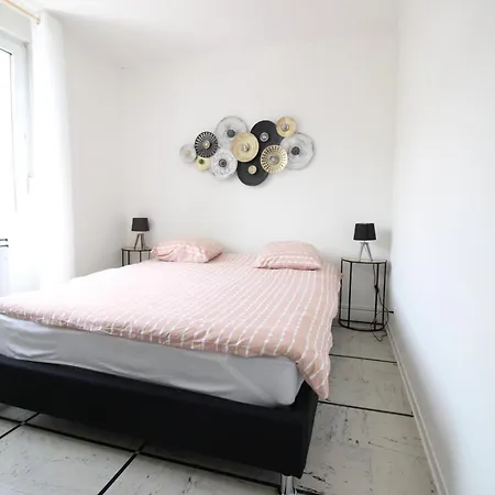 Apartment - - Proche Regiment - Stationnement Facile - Gere Par Presta-zen'services Thierville-sur-Meuse